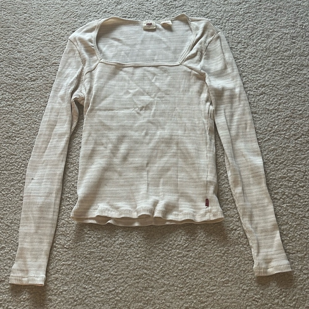 Levi’s Long Sleeve Top